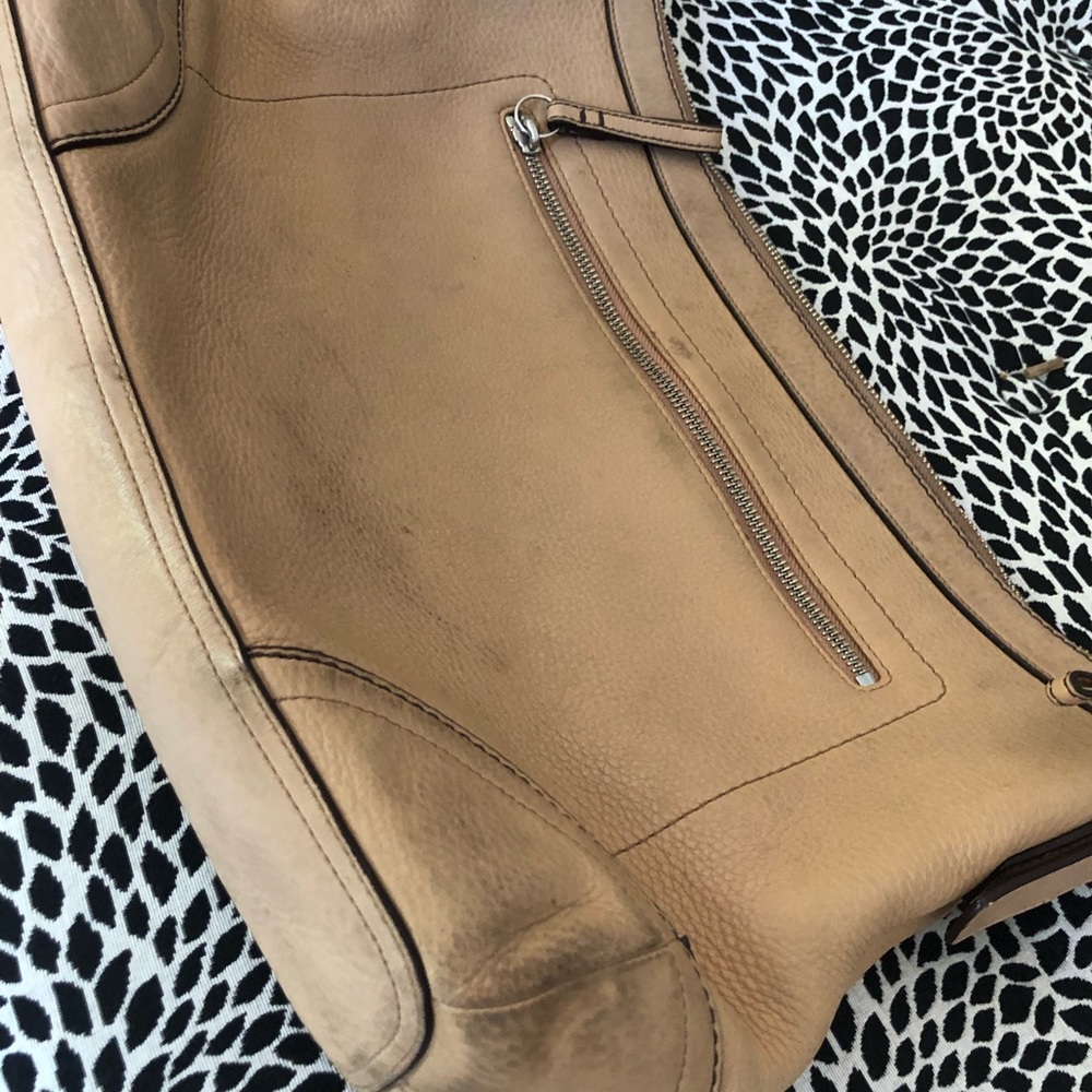 Coach Tan Camel Pebbled Leather Bag - Picture 10 of 11